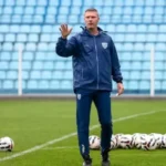 Após revés na estreia, técnico do Avaí segue confiante no acesso à Série A