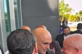 Conversa informal entre Lula e Moraes no STF inclui piada sobre pênalti de Yuri Alberto