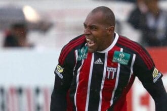 Morre Neneca, ex-goleiro vítima de infarto, aos 45 anos