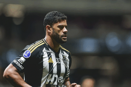 Hulk pode atingir marcas expressivas em clássico contra Cruzeiro