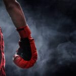 Terence Crawford pendura as luvas invicto aos 38 anos