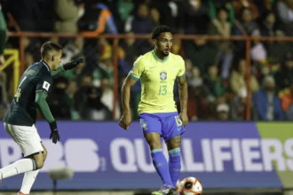 Lateral Vitinho é convocado para defender a seleção brasileira