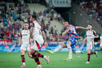 Flamengo tropeça e Palmeiras pode abrir na liderança do Brasileirão