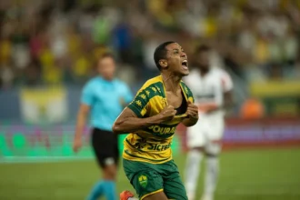 Remo, Paysandu, Coritiba e Chapecoense dominam a seleção da 29ª rodada da Série B