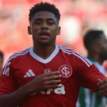 Victor Gabriel, promessa do Internacional, chama atenção de clubes do Brasil e do exterior