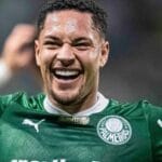 Palmeiras decide em 24 minutos, faz 3 a 0 no Vasco e mantém pressão sobre o Flamengo
