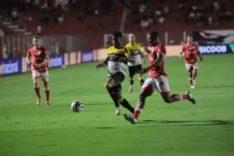 Criciúma busca empate em Goiânia e assume liderança provisória da Série B