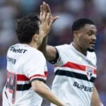 São Paulo supera Fortaleza por 2 a 0 e põe fim a sequência de quatro derrotas