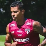 Após seis meses afastado, Luiz Gustavo assume a zaga do São Paulo e mantém discurso de Libertadores