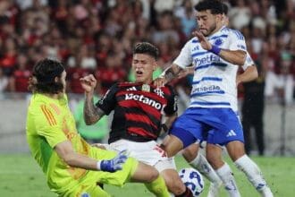 Cássio reclama de “falta de respeito” à campanha do Cruzeiro e elogia arbitragem após empate no Maracanã
