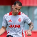 Após 252 dias afastado, Bruno Gomes volta a jogar pelo Internacional e amplia leque de opções de Ramón Díaz