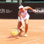 Aos 15 anos, Nauhany Silva disputará primeira final profissional de duplas