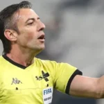 CBF substitui árbitro e escala Raphael Claus para Atlético-GO x Athletico-PR pela Série B