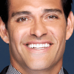 Ex-quarterback Mark Sanchez é preso no hospital após ser esfaqueado em briga