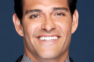 Ex-quarterback Mark Sanchez é preso no hospital após ser esfaqueado em briga