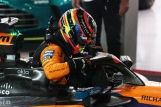 Chefe da McLaren admite perda de domínio na Fórmula 1 e mostra preocupação com rivais