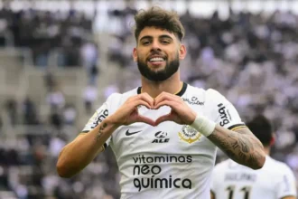 Yuri Alberto alcança 100 jogos na Neo Química Arena e chega a 47 gols pelo Corinthians
