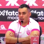 Jair Ventura responsabiliza arbitragem por derrota do Vitória para o Vasco em São Januário