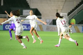Corinthians aplica 11 a 0 e Ferroviária garante vaga antecipada na Libertadores Feminina