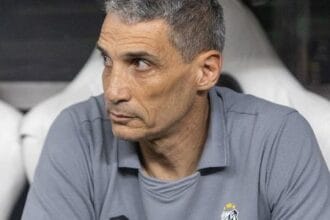 Ceará vence Santos por 3 a 0 no Castelão e põe fim à série invicta de Vojvoda