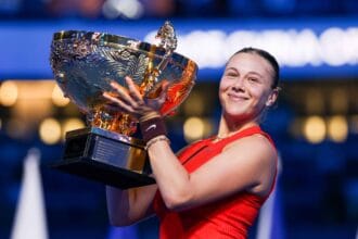 Anisimova vence Noskova e fatura segundo WTA 1000 da temporada em Pequim