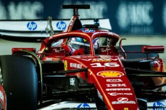 CEO da Ferrari afirma que equipe deve “melhorias e vitórias” aos torcedores