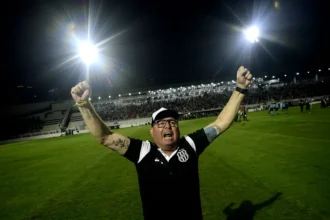 Ponte Preta vence Guarani no Dérbi 212 e avança à final da Série C