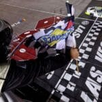 Almirola supera Zilisch e vence etapa da NASCAR Xfinity em Las Vegas