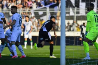 Ponte Preta supera Guarani por 2 a 0 e avança à final da Série C