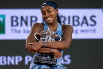Coco Gauff põe fim à sequência de Sabalenka e conquista WTA 1000 de Wuhan
