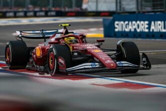 Jornal aponta que Hamilton cobra mudanças estruturais na Ferrari