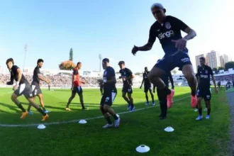 Luiz Felipe vira peça-chave do meio-campo da Ponte Preta
