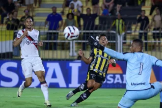 Volta Redonda bate Atlético-GO por 3 a 0 e ganha fôlego na luta contra o rebaixamento