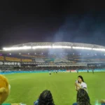 Torcida do Remo cria mosaicos de fé e provocação antes da vitória no clássico Re-Pa