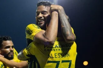 Quarta-feira de clássicos apresenta vitórias de Santos, Palmeiras e Flamengo; veja todos os placares