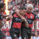 Remo conquista quinta vitória seguida, assume vice-liderança, e Atlético-GO vence clássico na Série B