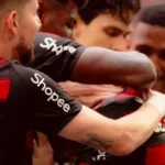 Flamengo vence Palmeiras por 3 a 2 em duelo eletrizante no Maracanã