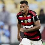 Lesão de Léo Ortiz abre espaço para Danilo assumir a zaga do Flamengo