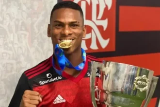 Boavista de Gilson Kleina anuncia atacante Lucas Silva, revelado pelo Flamengo