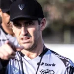 Ceará é derrotado pelo Botafogo e técnico Léo Condé critica arbitragem