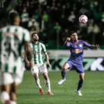 Vasco leva clássico no Maracanã, enquanto Santos e Bragantino caem no fechamento da 29ª rodada