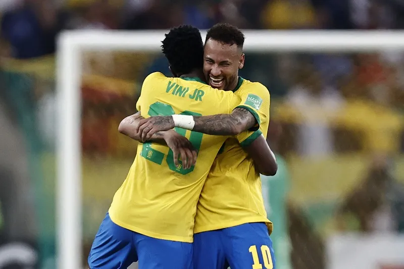 Neymar curte vídeo comparando números com Vini Jr., provoca repercussão e remove interação