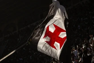 Comissão do Vasco indica ex-presidente e dirigentes por negociação da SAF com a 777 Partners