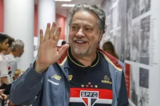Sérgio Carvalho aponta salários atrasados como foco da crise no São Paulo