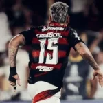 Gol de Samuel Lino é anulado, mas Flamengo bate Racing por 1 a 0 na semifinal da Libertadores