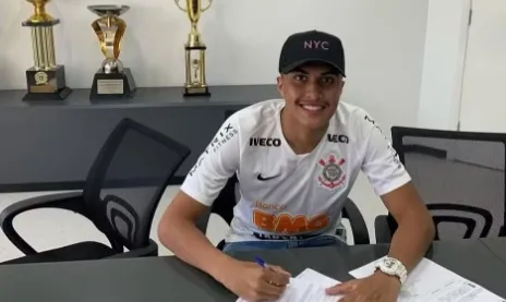 Justiça do Trabalho condena Corinthians a pagar R$ 2,5 milhões a ex-atleta da base