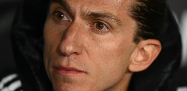 Filipe Luís ressalta diferença de postura da arbitragem na Libertadores em relação ao Brasileirão