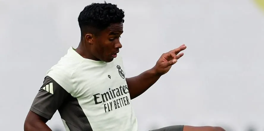 Endrick perde espaço com Xabi Alonso e pode deixar o Real Madrid em janeiro