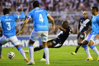 Goleiro do Londrina admite falha e assume responsabilidade por vice-campeonato da Série C