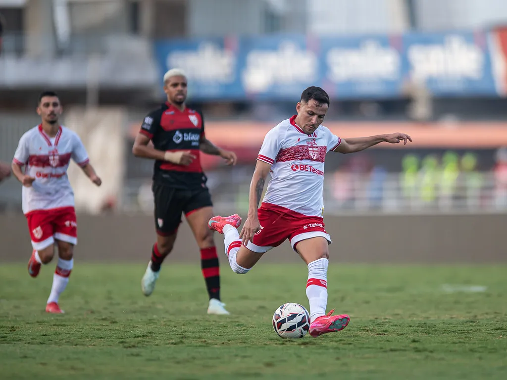 Douglas Baggio valoriza virada do CRB e diz que resultado mantém grupo confiante